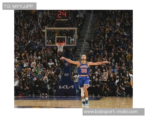 库里分享球队挫败感与积极心态称更衣室氛围良好连胜提升士气